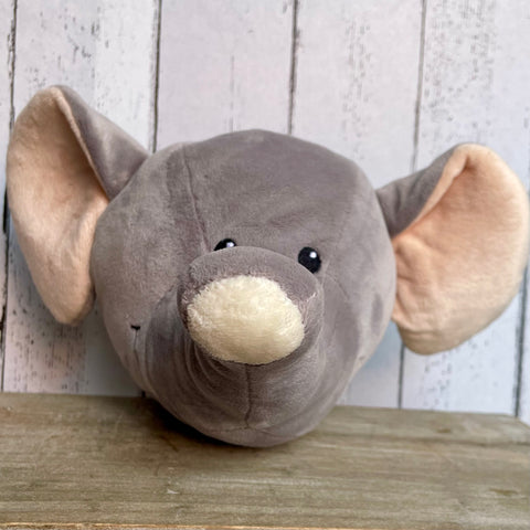 Wall mounted elephant head (preloved)