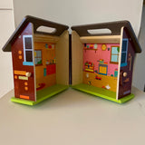 Hey Duggee wooden carry case clubhouse (preloved)