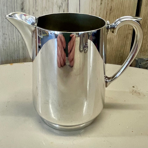 Silver plated jug (preloved)