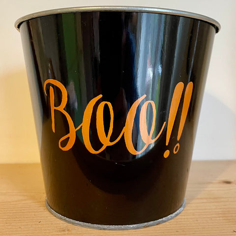 Boo! Metal pot (preloved)
