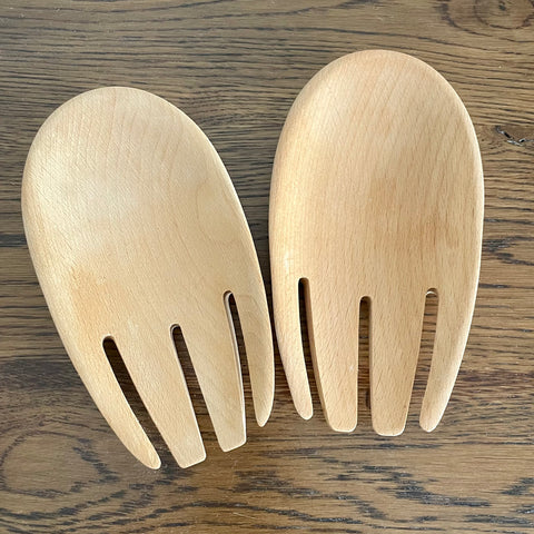 Light wooden salad servers/bear claws (preloved)