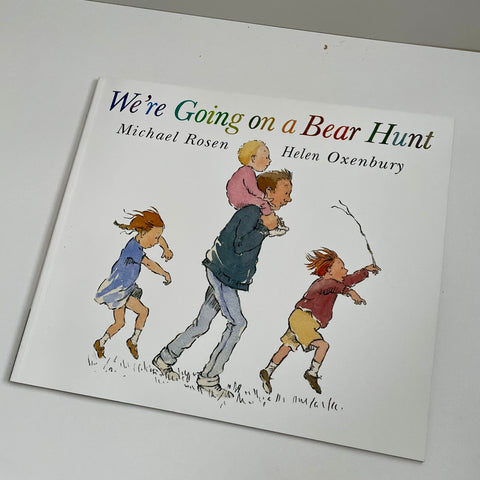 We’re going on a bear hunt paperback (preloved)