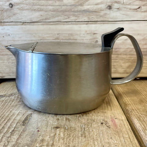 Stainless steel teapot with hinged lid (preloved)