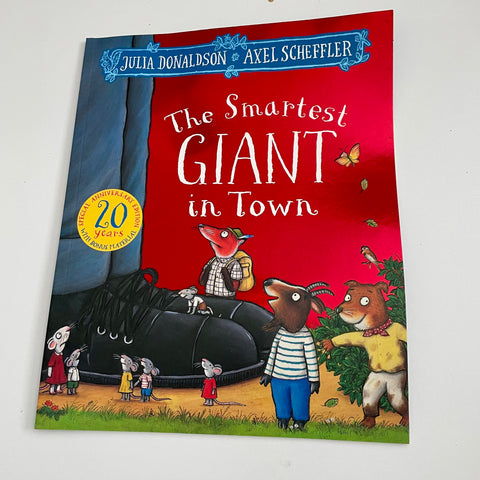 The smartest giant in town paperback (preloved)