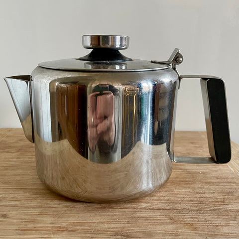 Stainless steel teapot with black plastic handles (preloved)