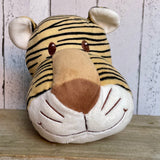 Wall mounted tiger head (preloved)