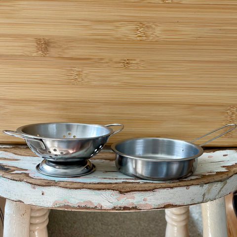 Stainless steel colander and frying pan - toys (preloved)