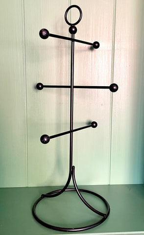 Black metal mug tree (preloved)