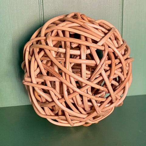 Large willow ball (preloved)