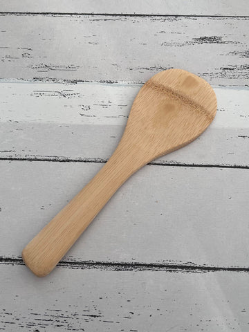 Flat bamboo spoon